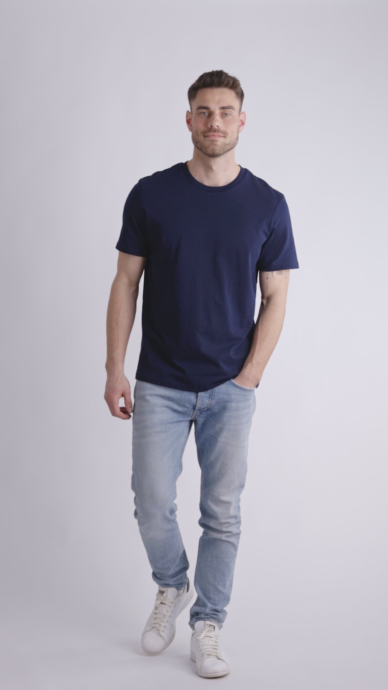 Gemischt, navy